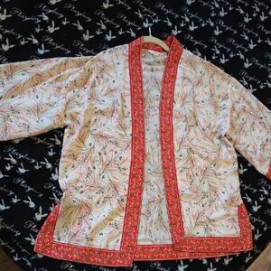 Max Studio Cream Floral Kimono-Style Chemise with Red Trim